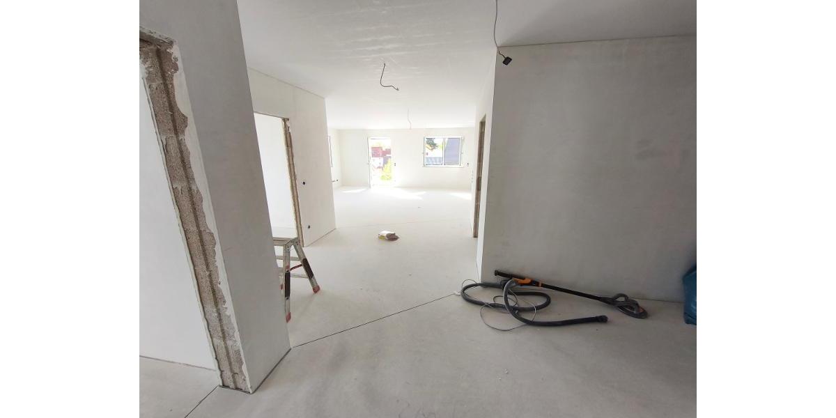 4 Zi. Wohnung (Nr. 7) im OG mit Balkon - Etagenwohnung Adelsdorf OT | Angebot:24466875