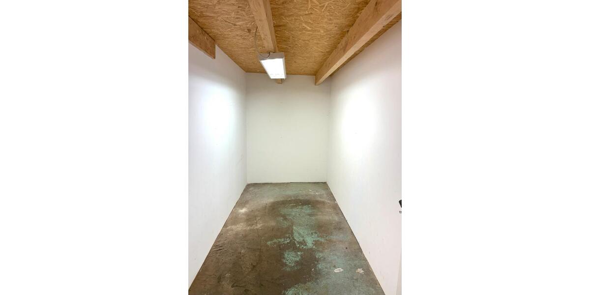 Gewerbeeinheit in Kassel-Espenau – 154 m² zimmer