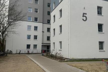 Ihr neues Zuhause in Schwarzenbek! Schicke, frisch renovierte 3-Zimmer-Wohnung mit Balkon! zimmer
