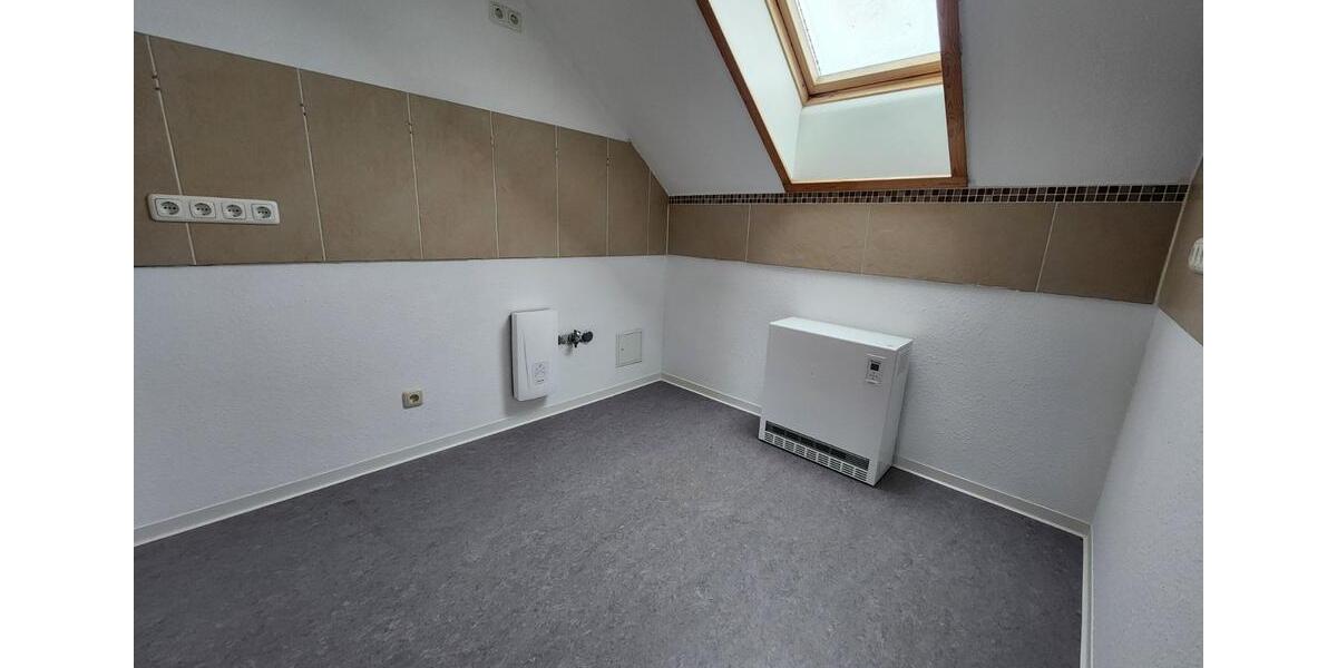 Etagenwohnung Benz - 3 Zimmer, 83 m&sup2;, 465&euro; | Angebot:24739776