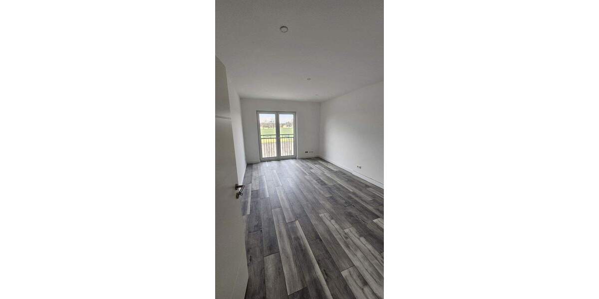 Mehrfamilienhaus, Wohnhaus Zossen Nächst Neuendorf - 4 Zimmer, 138 m&sup2;, 2.055&euro; | Angebot:25746608