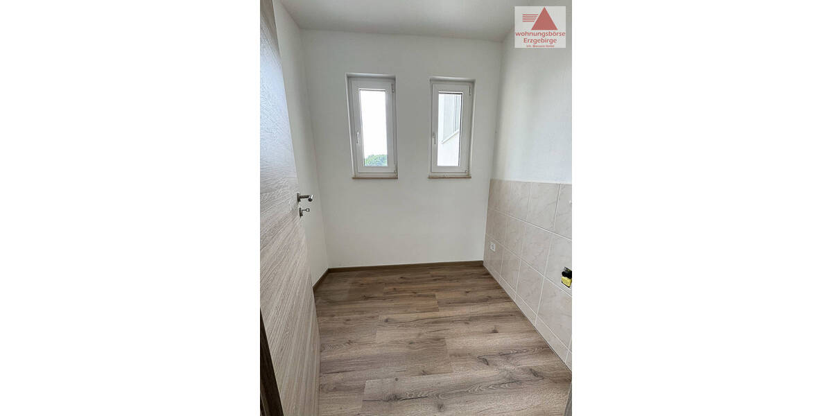 Etagenwohnung Schneeberg - 4 Zimmer, 132 m&sup2;, 950&euro; | Angebot:21575882