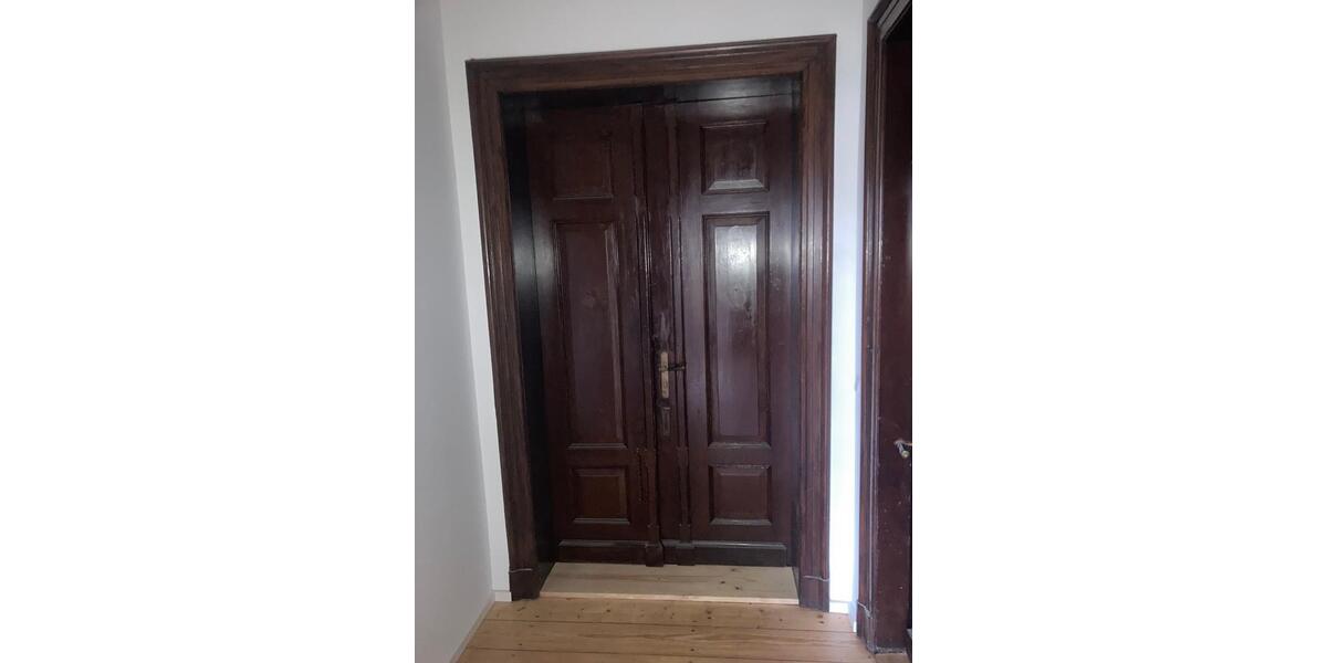 Etagenwohnung Reichenbach im Vogtland - 5 Zimmer, 150 m&sup2;, 900&euro; | Angebot:26120392
