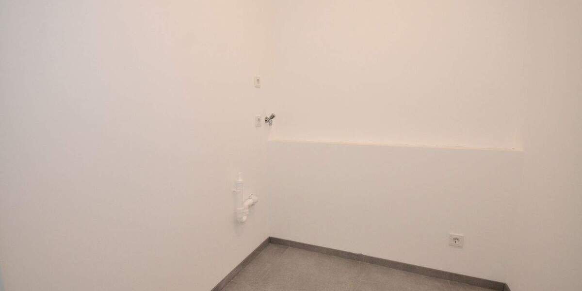 Etagenwohnung Neu-Isenburg Isenburg - 2 Zimmer, 109 m&sup2;, 1.300&euro; | Angebot:23980868