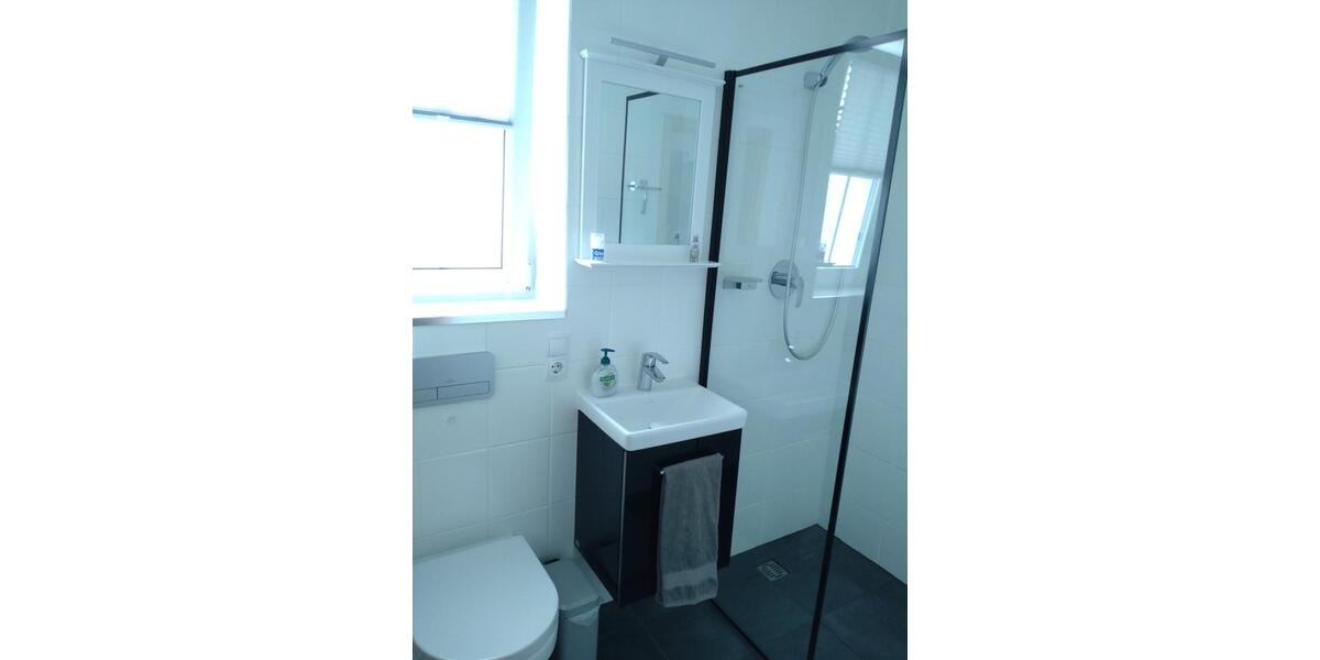 Wohnen auf Zeit Siershahn - 4 Zimmer, 15 m&sup2;, 52&euro; | Angebot:21909609