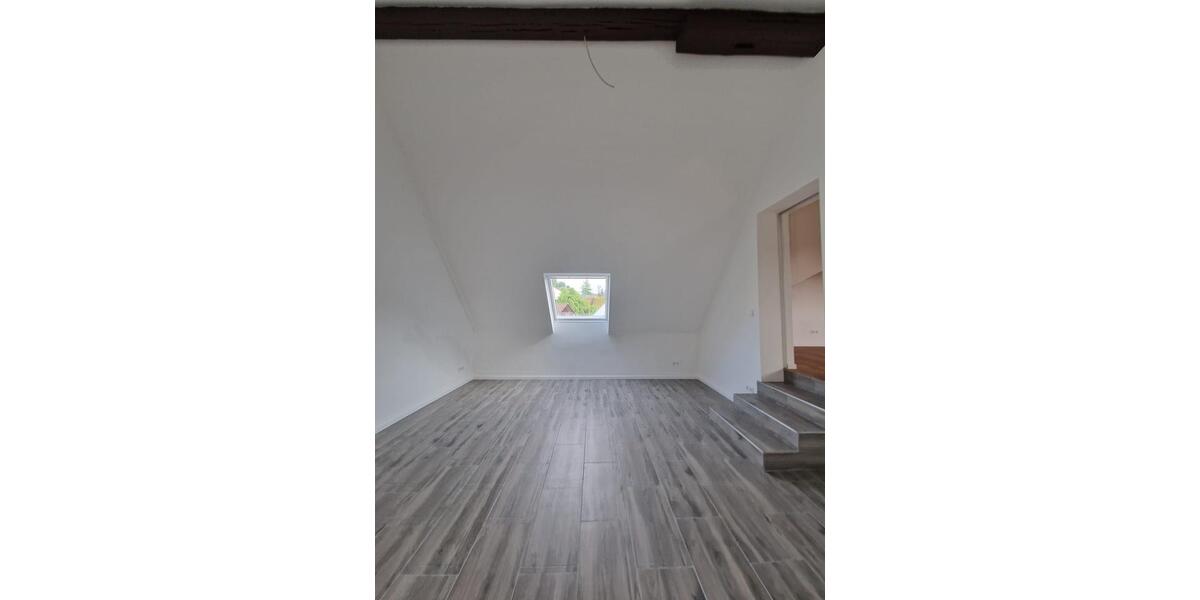 Neu sanierte 3-ZKB-Wohnung mit Stellplatz & EBK –sofort verfügbar 3 zimmer