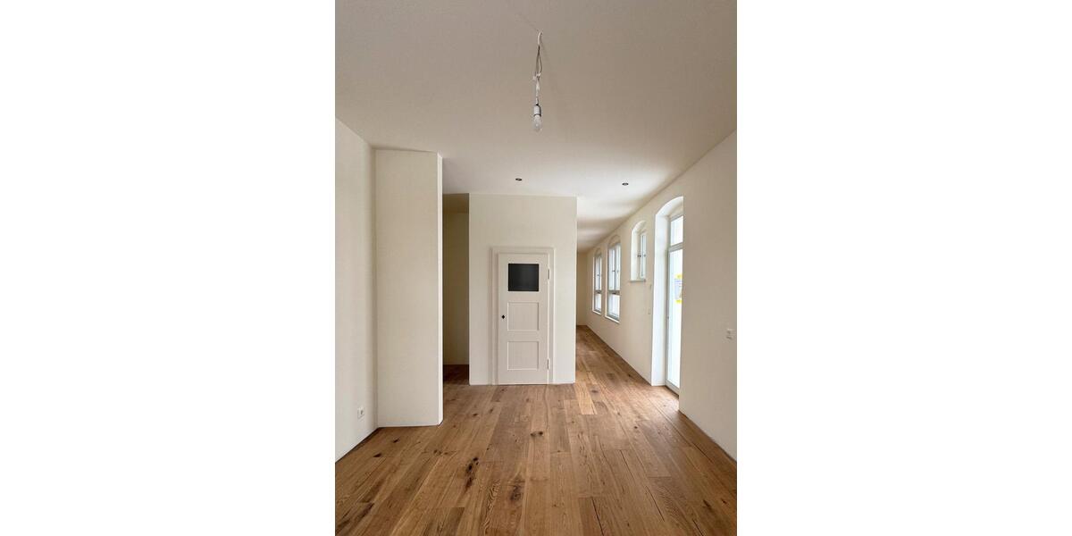 Etagenwohnung Frohburg - 2 Zimmer, 55 m&sup2;, 660&euro; | Angebot:24801617