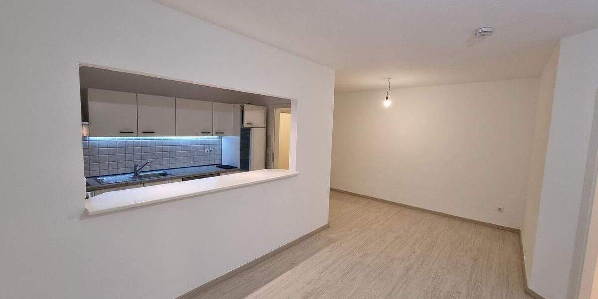 Renovierte 2-Zimmerwohnung mit Blick ins Grüne. 2 zimmer