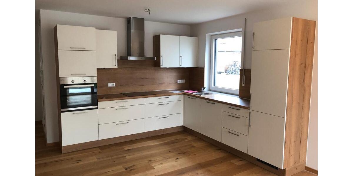 Erdgeschoßwohnung Arnstorf - 4 Zimmer, 125 m&sup2;, 1.000&euro; | Angebot:26396939
