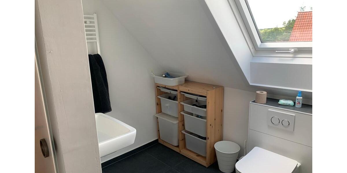 Dachgeschoßwohnung Lehre - 2 Zimmer, 82 m&sup2;, 750&euro; | Angebot:26402880