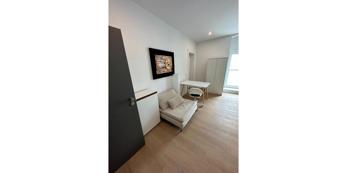 Finanzschüler 1. Wohnung oder 2. wg 01-02.26 oder 03-06.26 1 zimmer