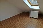 Ideal für Single++kleine, gemütliche 2-Zimmer-Wohnung++unterm Dach 2 zimmer