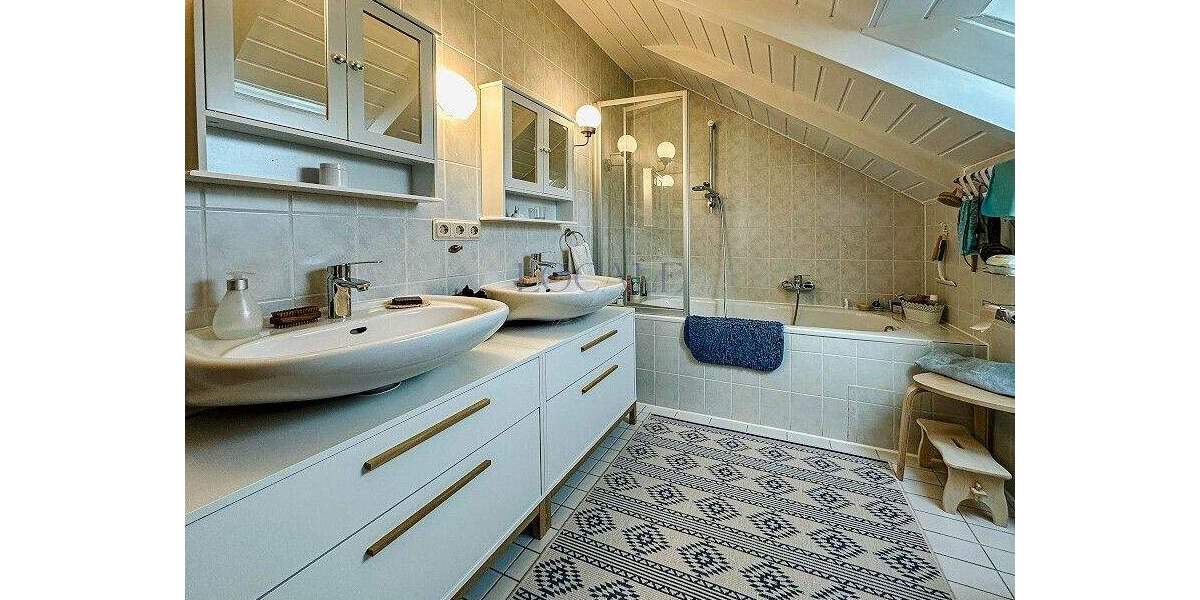 Etagenwohnung Markt Schwaben - 3 Zimmer, 75 m&sup2;, 1.680&euro; | Angebot:24714418