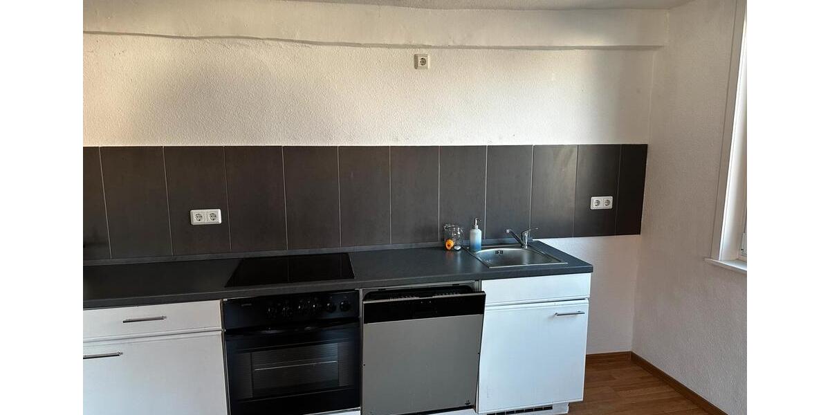 Etagenwohnung Neukirchen - 2 Zimmer, 50 m&sup2;, 340&euro; | Angebot:25415142