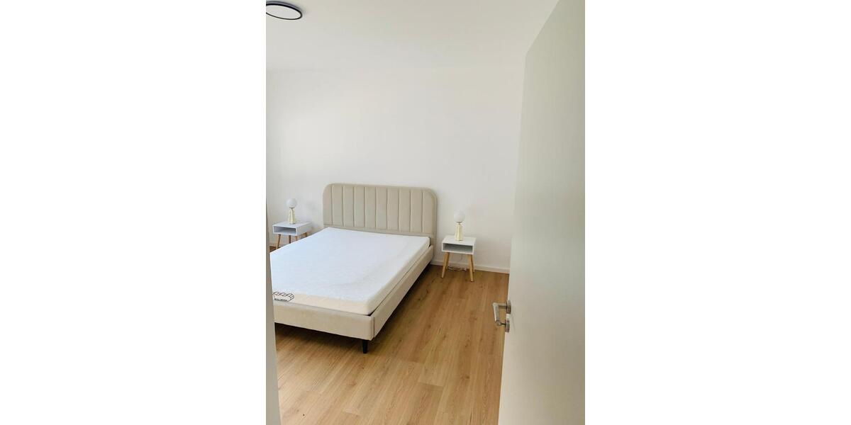 Erdgeschoßwohnung Bielefeld - 3 Zimmer, 110 m&sup2;, 1.350&euro; | Angebot:25886612