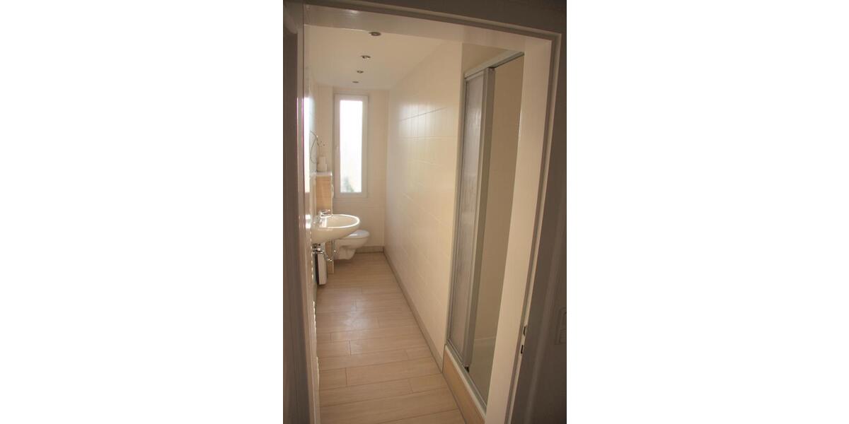 Dachgeschoßwohnung Löhne - 3 Zimmer, 70 m&sup2;, 700&euro; | Angebot:25156564