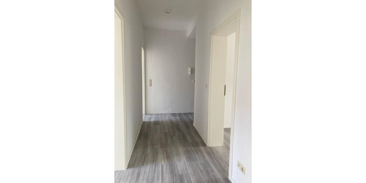 Etagenwohnung Dessau-Roßlau Brambach - 3 Zimmer, 83 m&sup2;, 480&euro; | Angebot:26561560