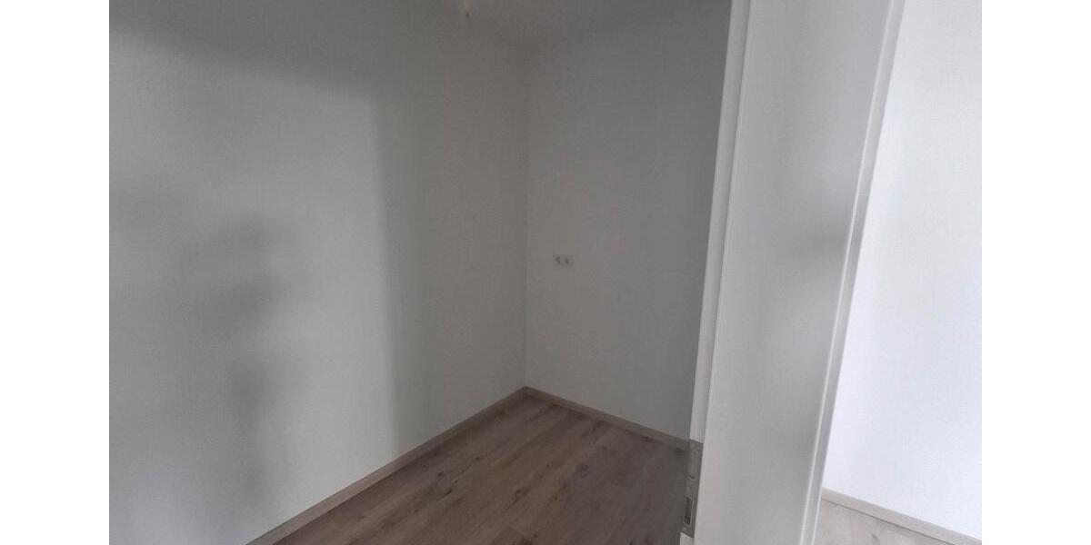 Terrassenwohnung Eisenberg (Pfalz) - 2 Zimmer, 75 m&sup2;, 1.250&euro; | Angebot:26030652