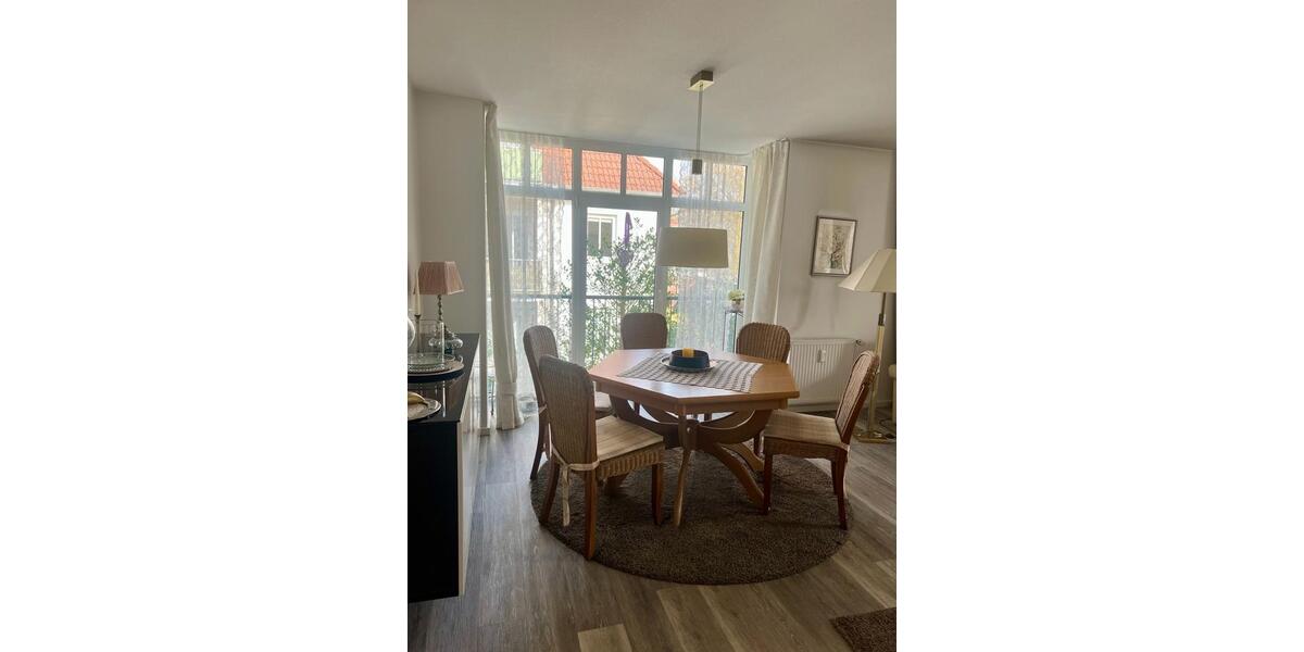 Etagenwohnung Rastede - 2 Zimmer, 74 m&sup2;, 880&euro; | Angebot:25415066