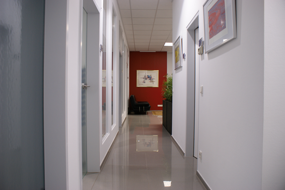 Schöne Büroräume mit voller Ausstattung und Top Service in Porz mieten - All-in-Miete zimmer