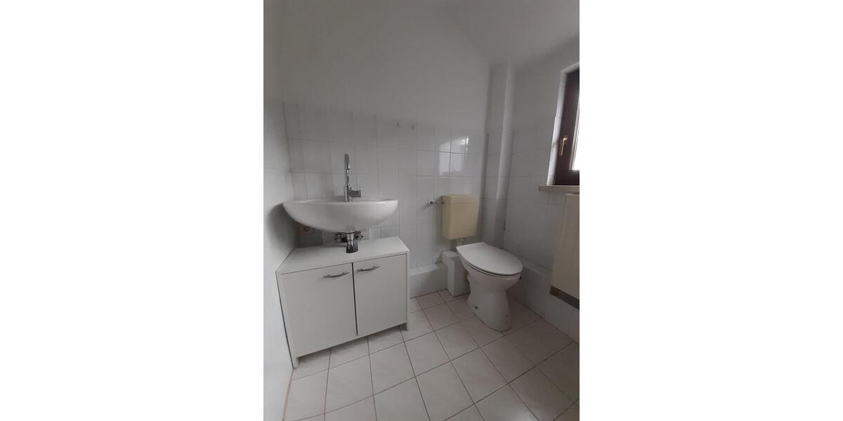 Dachgeschoßwohnung Lunzenau - 2 Zimmer, 43 m&sup2;, 249&euro; | Angebot:18969706