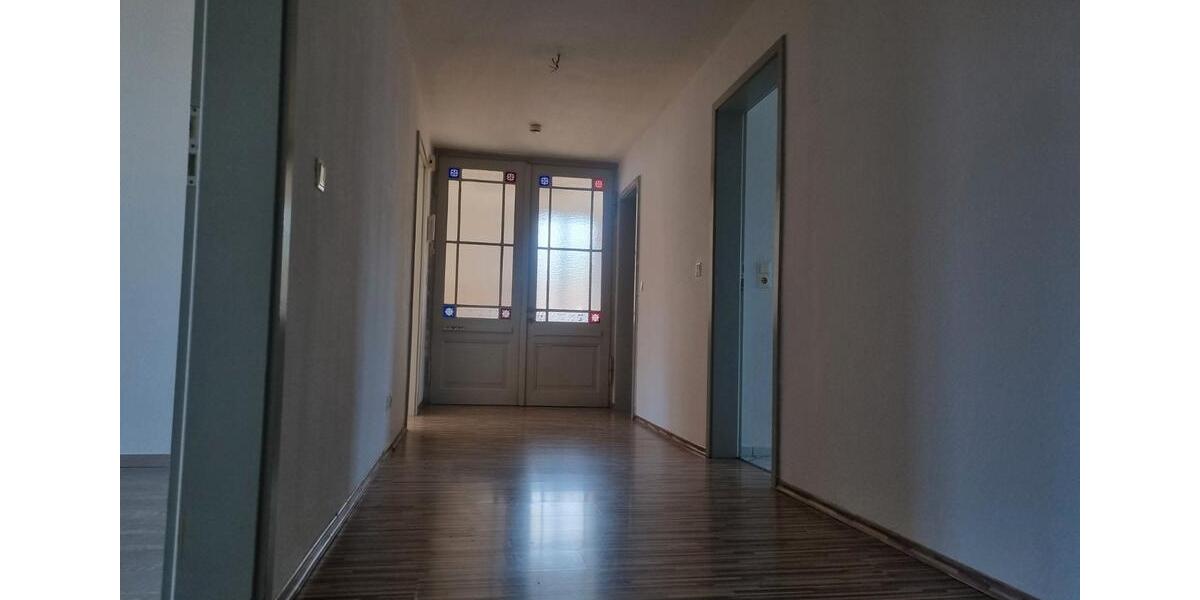 Dachgeschoßwohnung Blankenburg (Harz) - 3 Zimmer, 95 m&sup2;, 570&euro; | Angebot:26420057