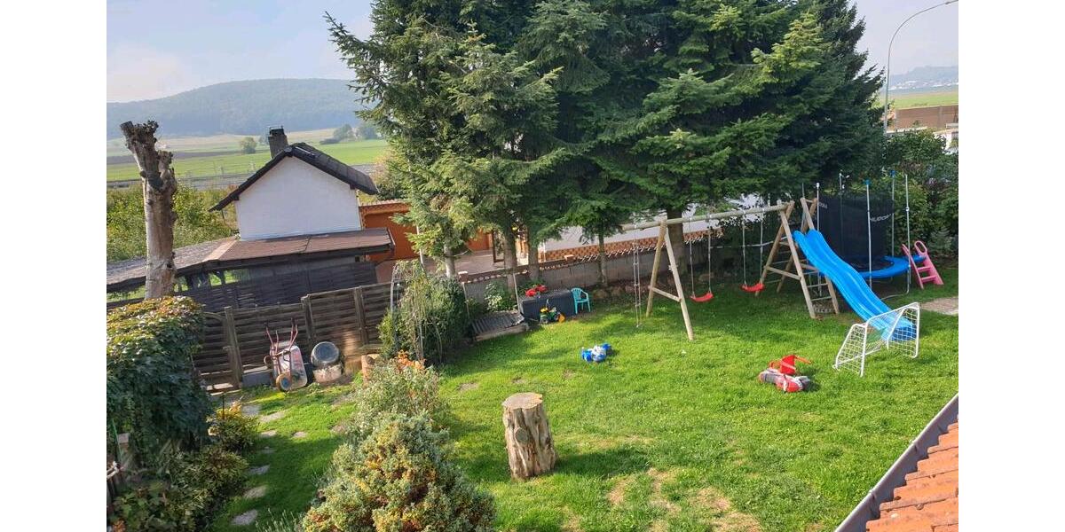 Erdgeschoßwohnung Büdingen - 4 Zimmer, 94 m&sup2;, 1.180&euro; | Angebot:24840576