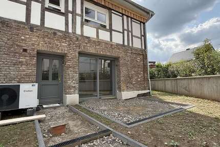 Haus zum Mieten in Hennef 1.650 € 117 m²