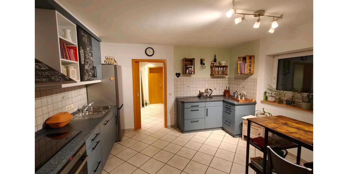 Etagenwohnung Albaching - 3 Zimmer, 100 m&sup2;, 950&euro; | Angebot:25497514