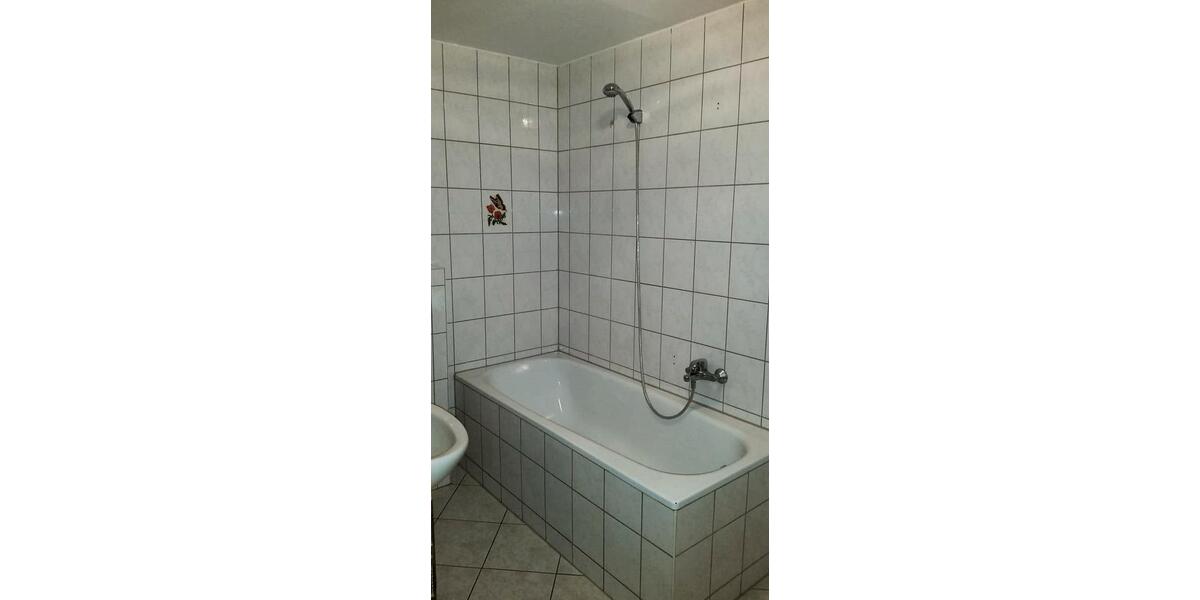 Etagenwohnung Waltershausen - 1 Zimmer, 55 m&sup2;, 355&euro; | Angebot:26477469