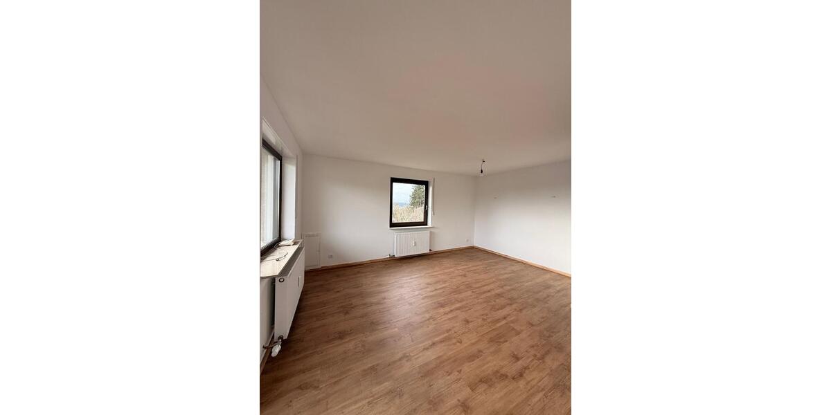 Etagenwohnung Harsdorf - 3.5 Zimmer, 73 m&sup2;, 750&euro; | Angebot:24534390
