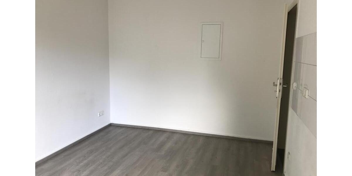 Etagenwohnung Duisburg Duisburg-Mitte - 2 Zimmer, 34 m&sup2;, 399&euro; | Angebot:24961846