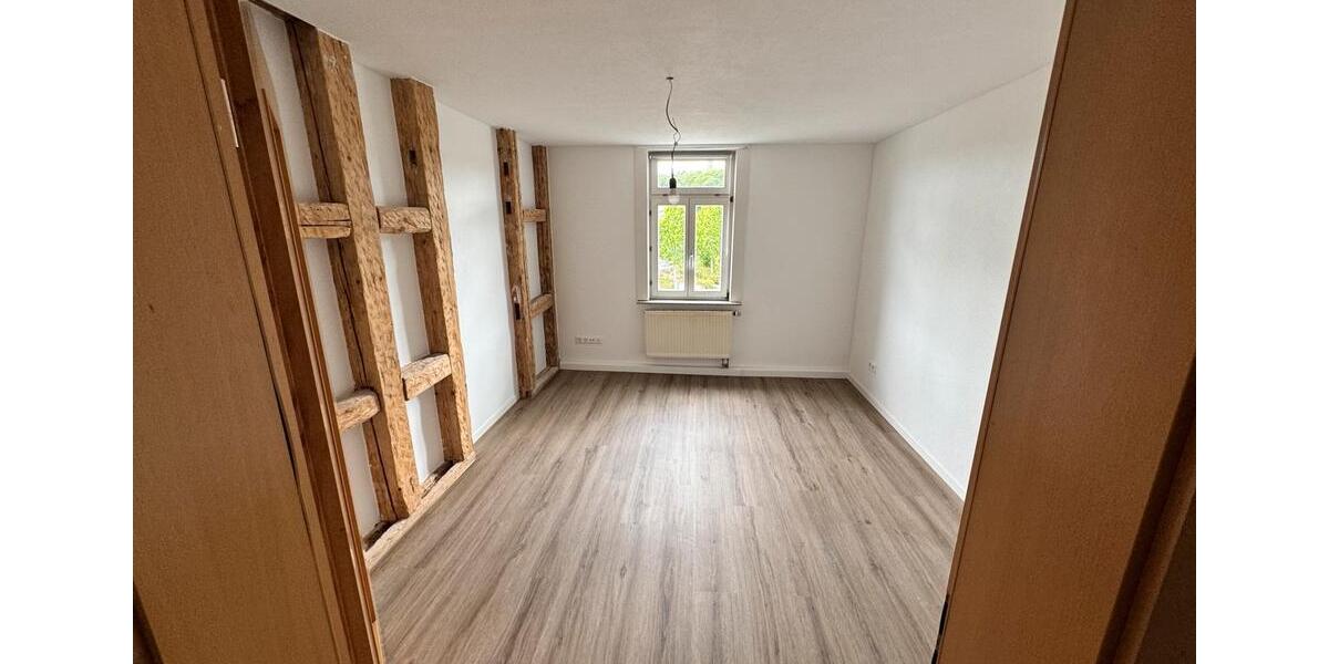 Etagenwohnung Hechingen - 5 Zimmer, 122 m&sup2;, 1.250&euro; | Angebot:26639135