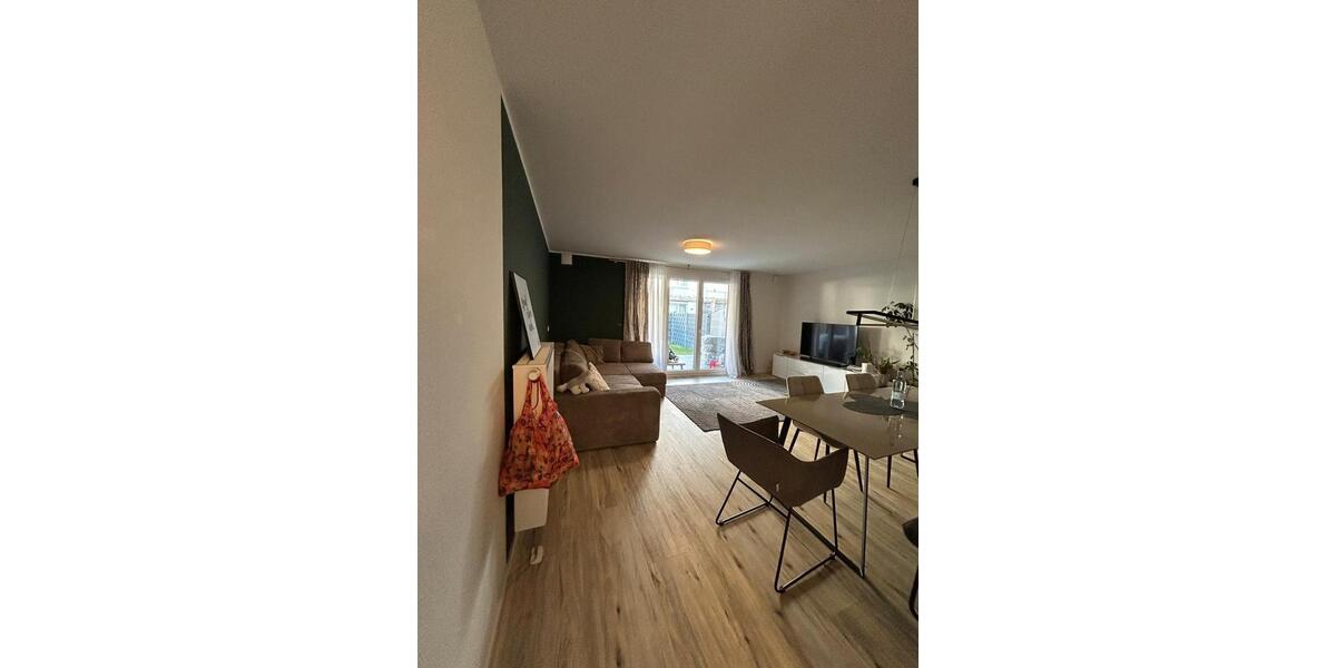 Reihenhaus Augsburg Oberhausen - 4.5 Zimmer, 138 m&sup2;, 2.050&euro; | Angebot:26412379