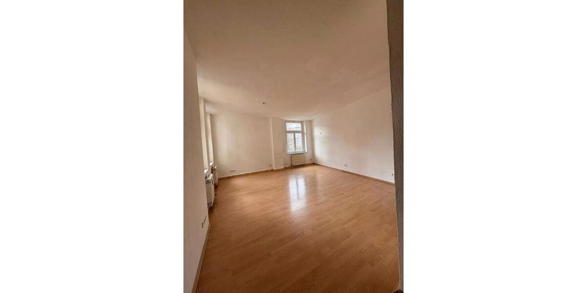 Etagenwohnung Zeitz - 5 Zimmer, 118 m&sup2;, 649&euro; | Angebot:26109213