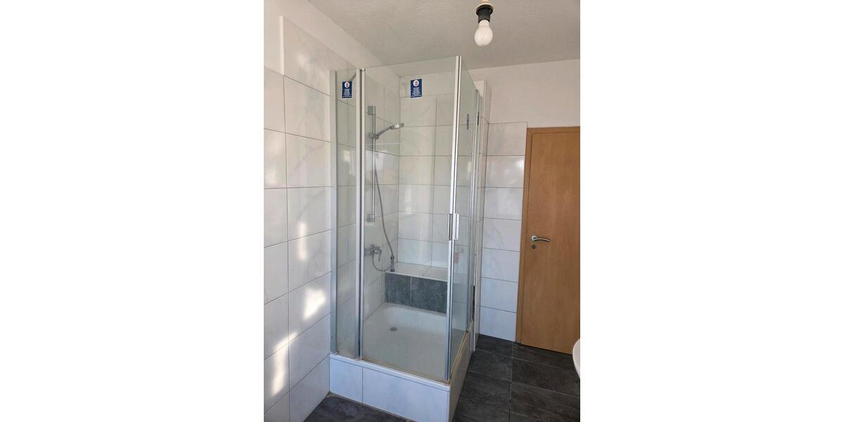 Etagenwohnung Bremerhaven - 3 Zimmer, 70 m&sup2;, 550&euro; | Angebot:27642152