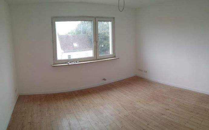 Etagenwohnung Wiesbaden Bierstadt - 2 Zimmer, 65 m&sup2;, 750&euro; | Angebot:26170972