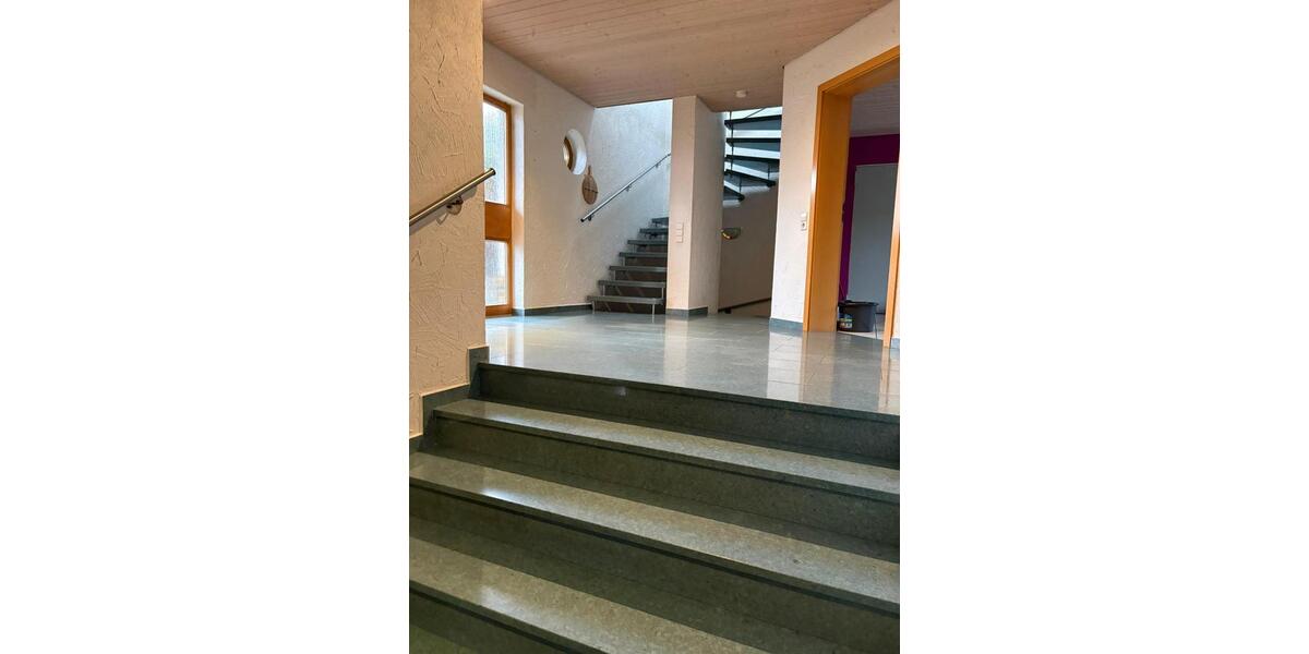 Einfamilienhaus Eutingen im Gäu - 6.5 Zimmer, 130 m&sup2;, 1.350&euro; | Angebot:24744634