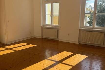 Wohnung Schwedt/Oder Oder - 3 Zimmer, 114 m&sup2;, 850&euro; | Angebot:26093083