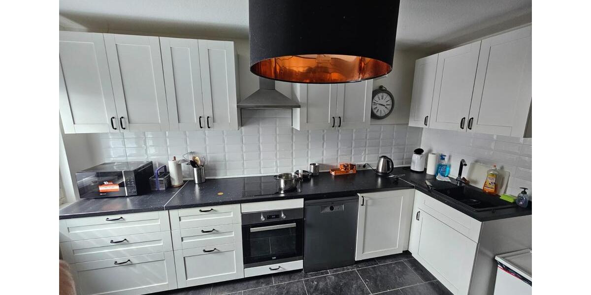 Wohnen auf Zeit Düsseldorf Stadtbezirk 9 - 5 Zimmer, 25 m&sup2;, 600&euro; | Angebot:24617606