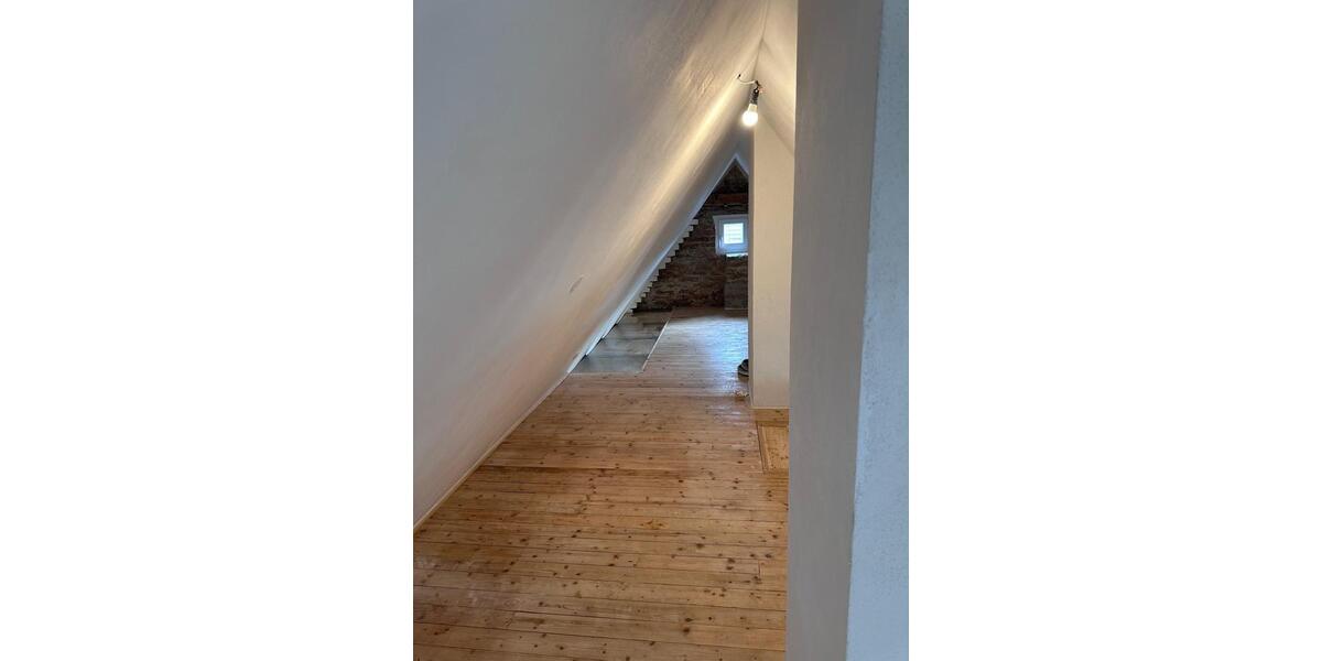 Dachgeschoßwohnung Buxheim - 2 Zimmer, 73 m&sup2;, 1.200&euro; | Angebot:24360594