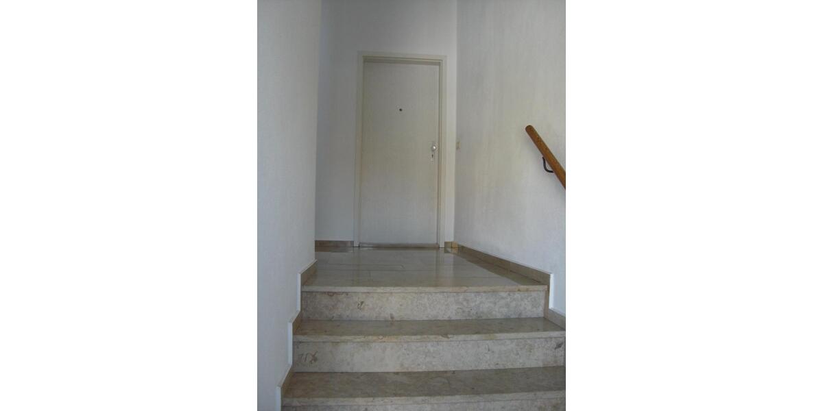 Dachgeschoßwohnung Limbach-Oberfrohna Oberfrohna - 3 Zimmer, 58 m&sup2;, 355&euro; | Angebot:26211122