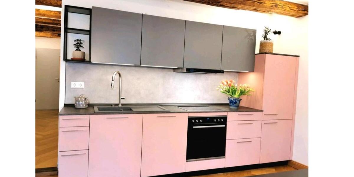 Zwei WG Zimmer im wunderschönen Altbauten zu vermiete. Altstadt 5 zimmer