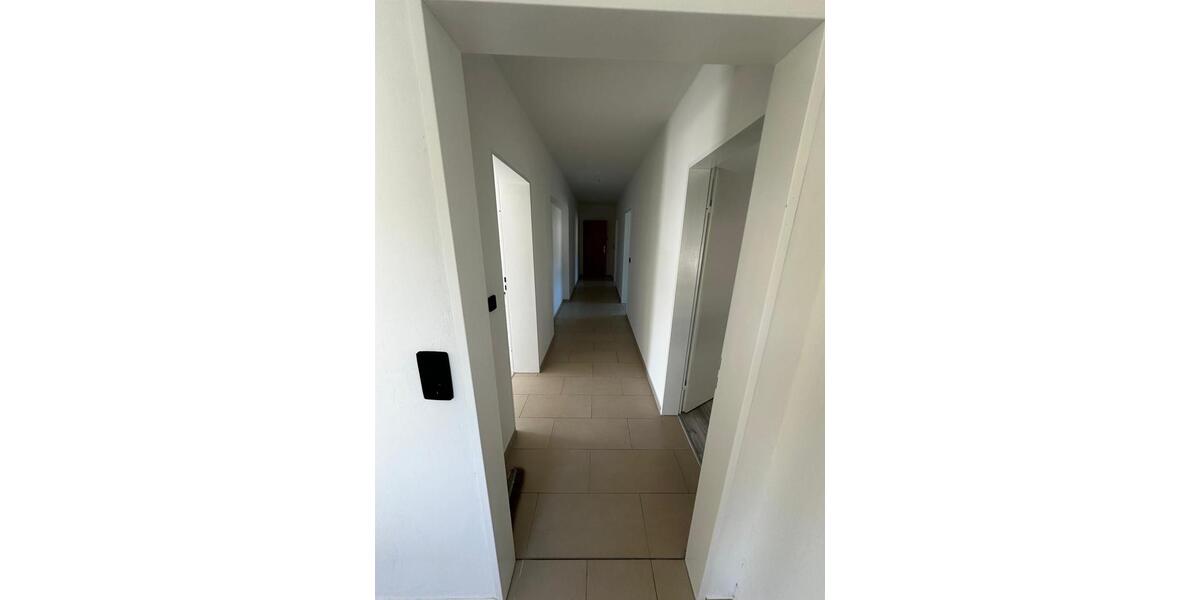 Etagenwohnung Wolfhagen - 3 Zimmer, 91 m&sup2;, 730&euro; | Angebot:26279480