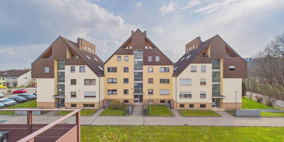 Etagenwohnung Ellwangen (Jagst) Ellwangen - 3 Zimmer, 85 m&sup2;, 870&euro; | Angebot:26600816