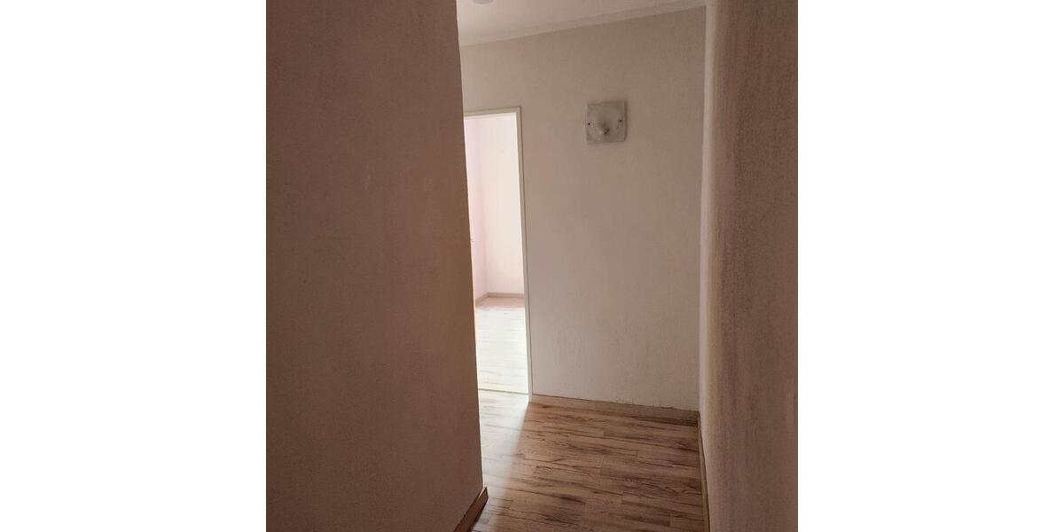 Etagenwohnung Mömbris - 4 Zimmer, 94 m&sup2;, 725&euro; | Angebot:26579879