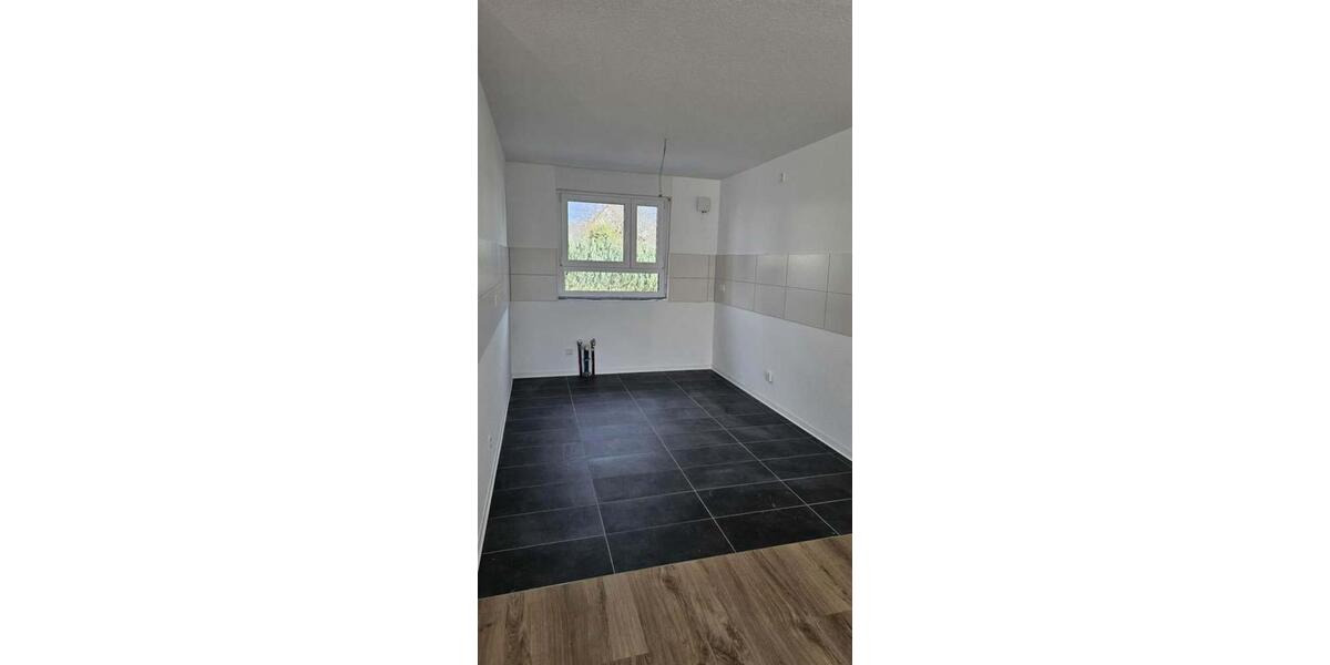 Reihenhaus Oberndorf am Neckar - 4 Zimmer, 132 m&sup2;, 1.350&euro; | Angebot:23688676