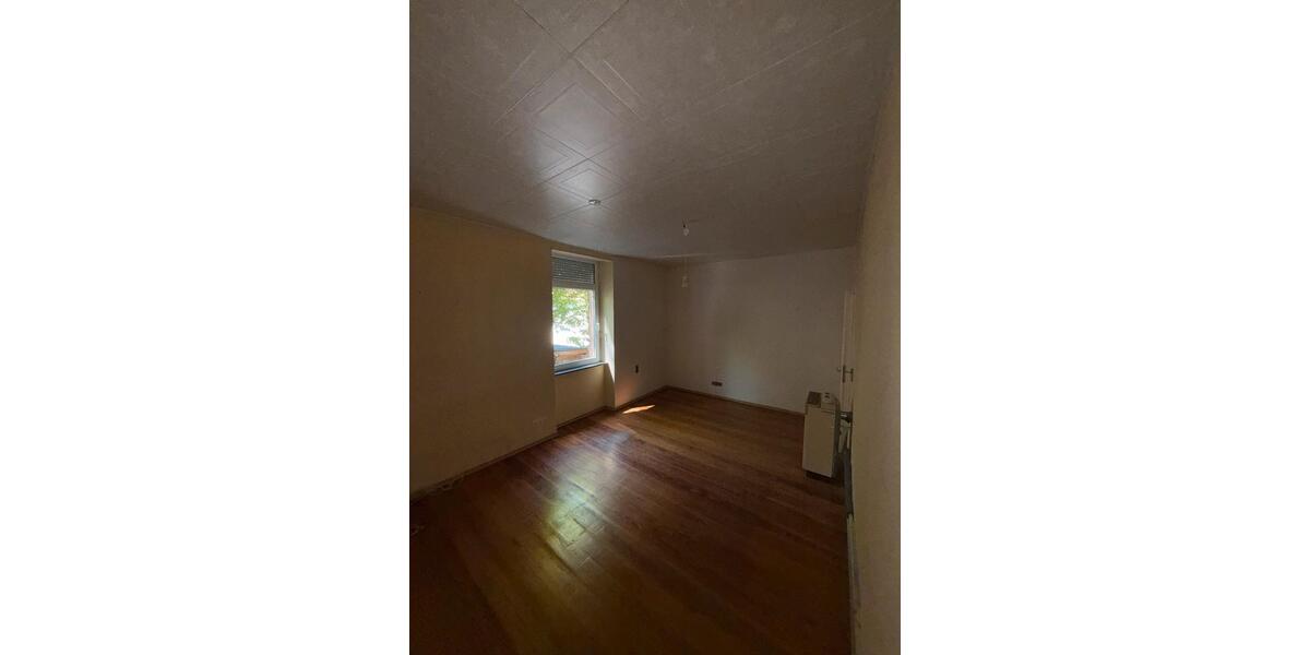 Erdgeschoßwohnung Neustadt an der Weinstraße - 3 Zimmer, 80 m&sup2;, 500&euro; | Angebot:26678194