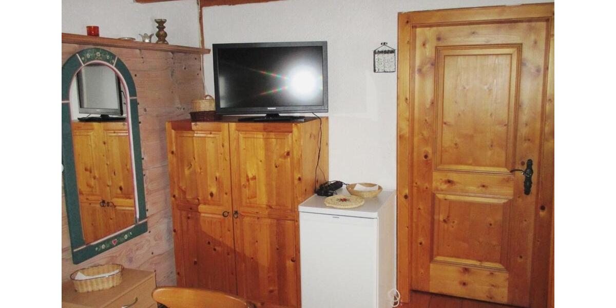 Wohnen auf Zeit Augsburg Innenstadt - 3 Zimmer, 28 m&sup2;, 50&euro; | Angebot:16969215