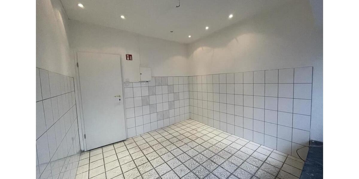 Gewerbeobjekt Düsseldorf Stadtbezirk 3 - 650&euro; | Angebot:26202363
